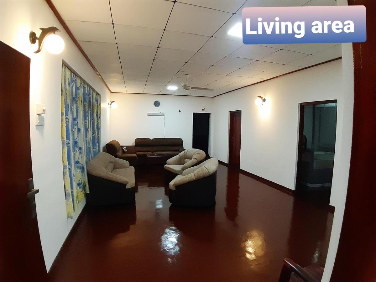 Mutu Villa ディックウェラ エクステリア 写真